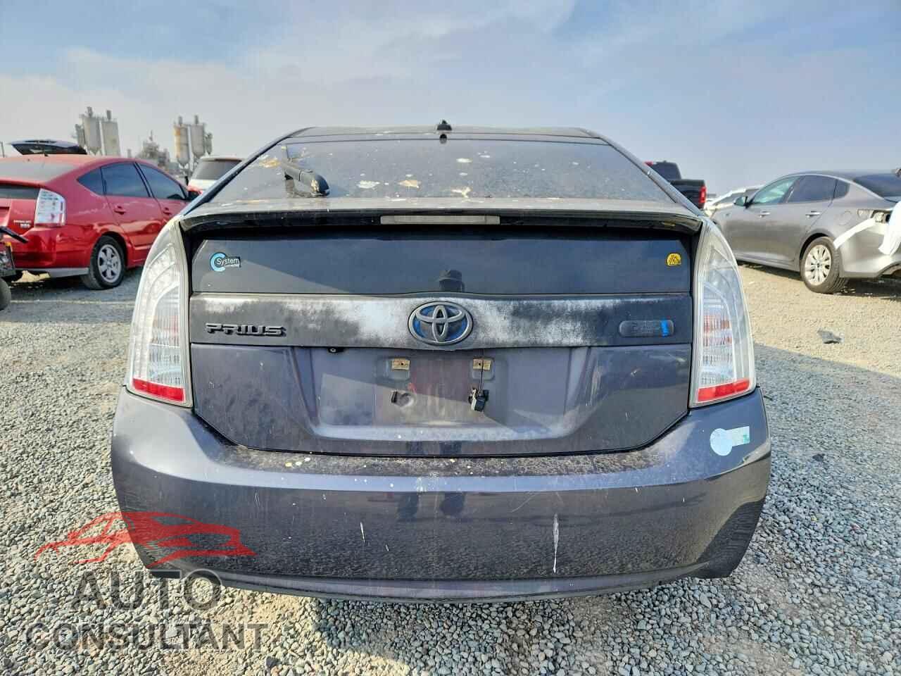 TOYOTA PRIUS 2014 - JTDKN3DP7E3064478