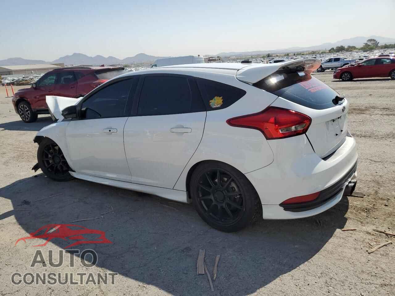 FORD FOCUS 2017 - 1FADP3L99HL310379