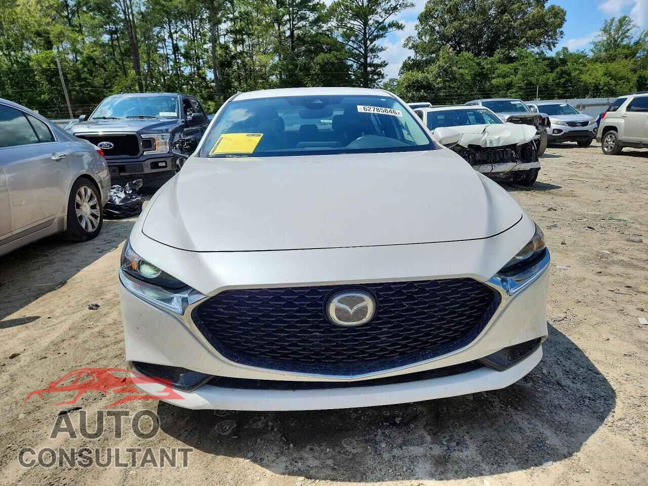 MAZDA 3 2019 - JM1BPACL6K1107373