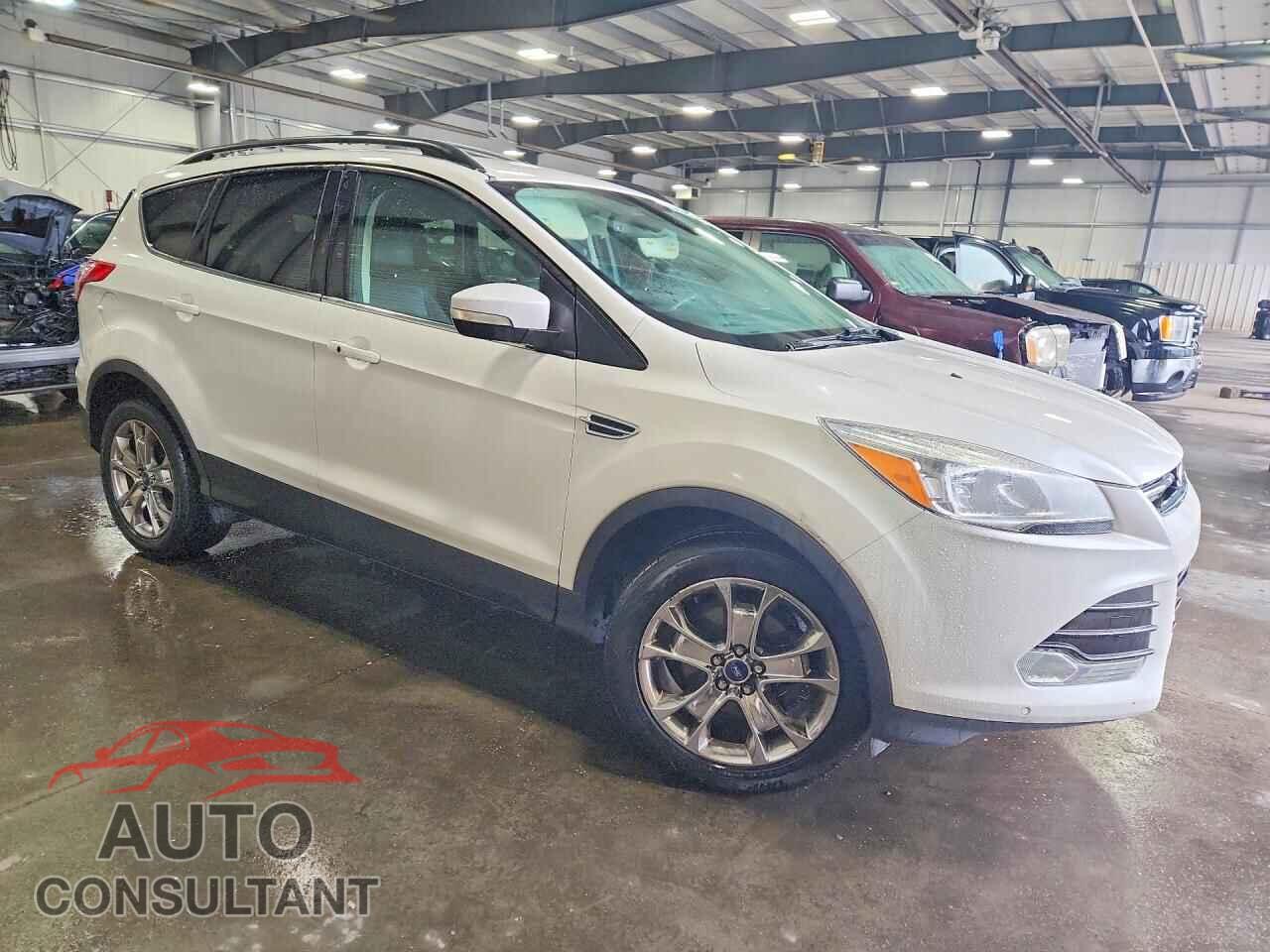 FORD ESCAPE 2013 - 1FMCU0HX7DUB08435