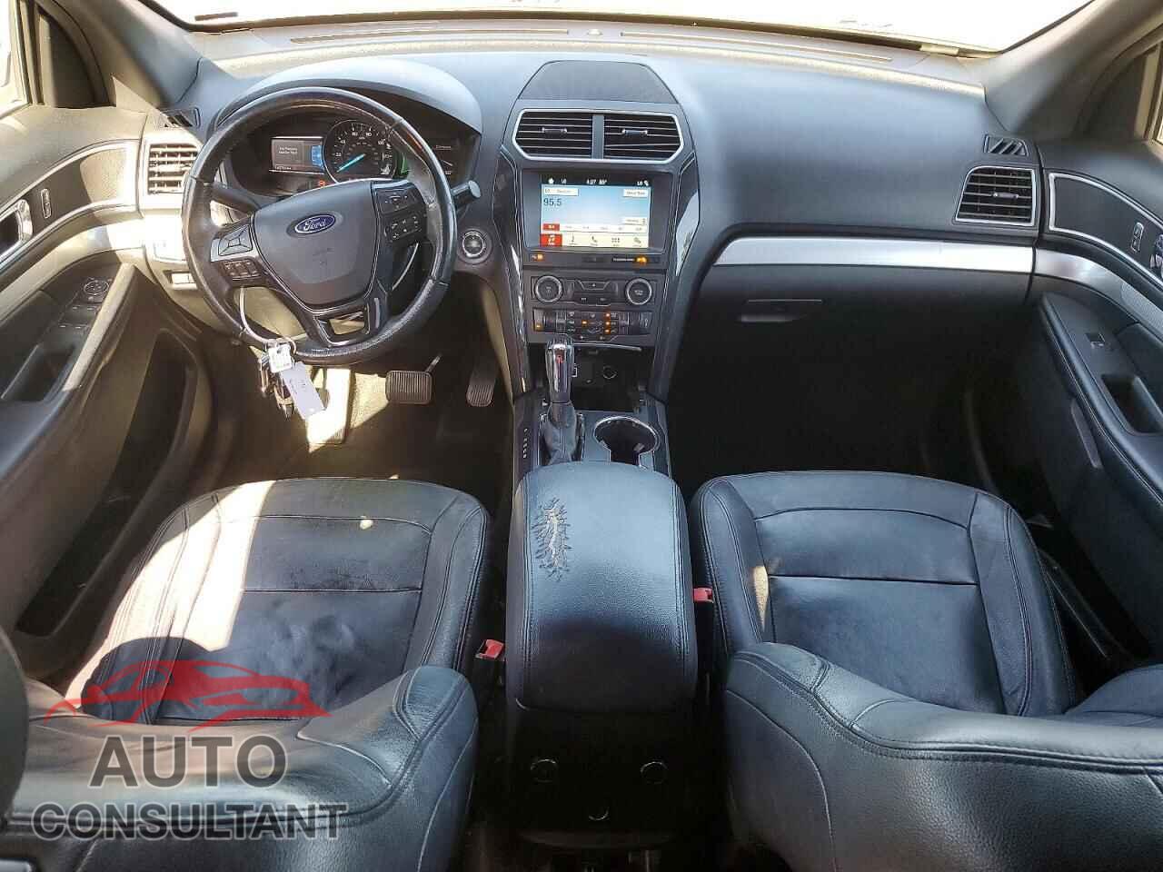 FORD EXPLORER 2017 - 1FM5K8D84HGC55750