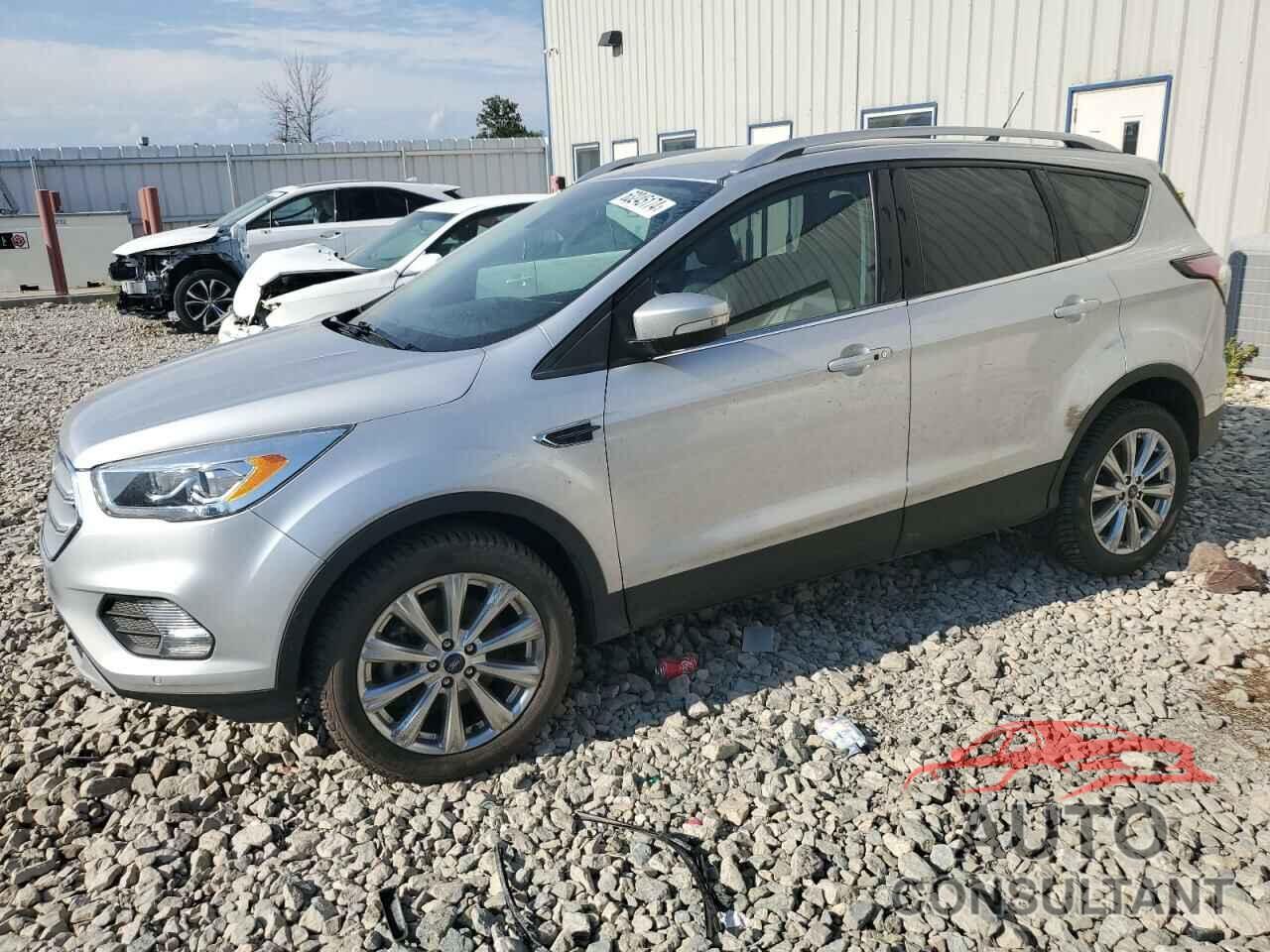 FORD ESCAPE 2018 - 1FMCU9J9XJUC69745