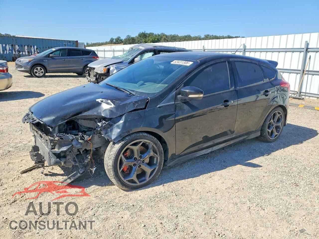 FORD FOCUS 2013 - 1FADP3L97DL126584