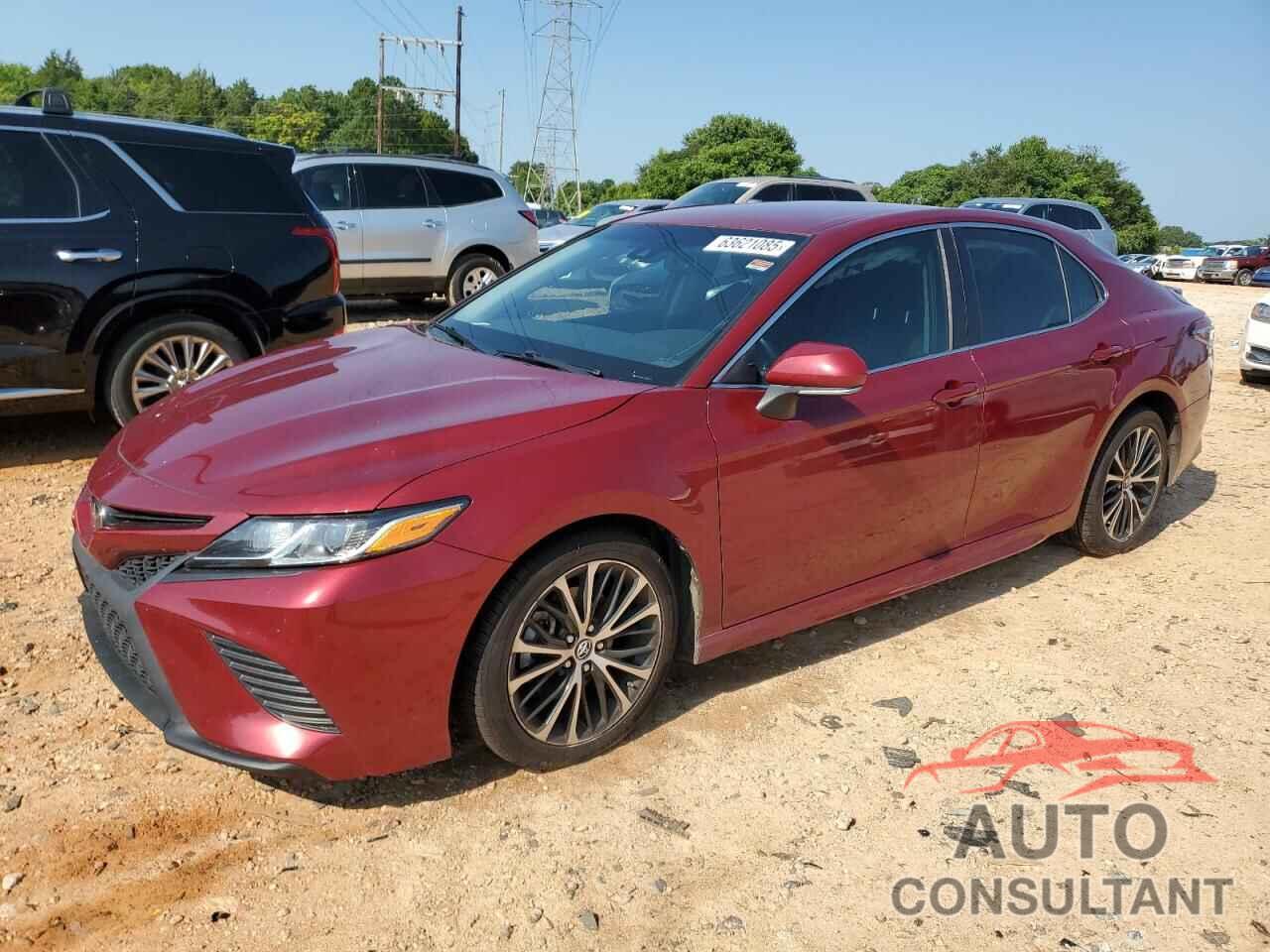 TOYOTA CAMRY 2018 - 4T1B11HK2JU550890