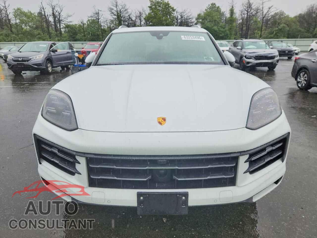 PORSCHE CAYENNE 2024 - WP1AA2AY4RDA01545