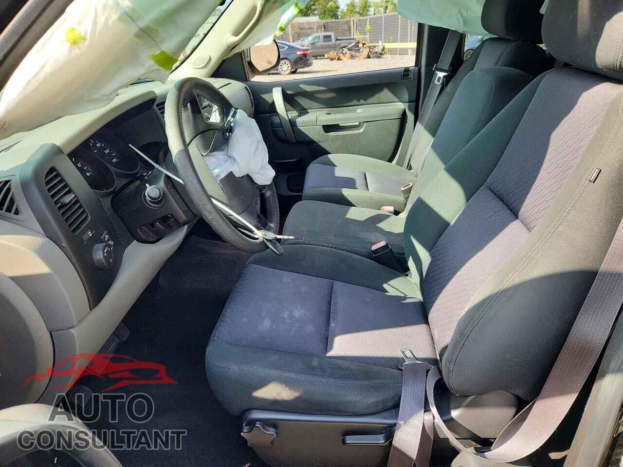 CHEVROLET SILVERADO 2013 - 1GCRCREA8DZ188580