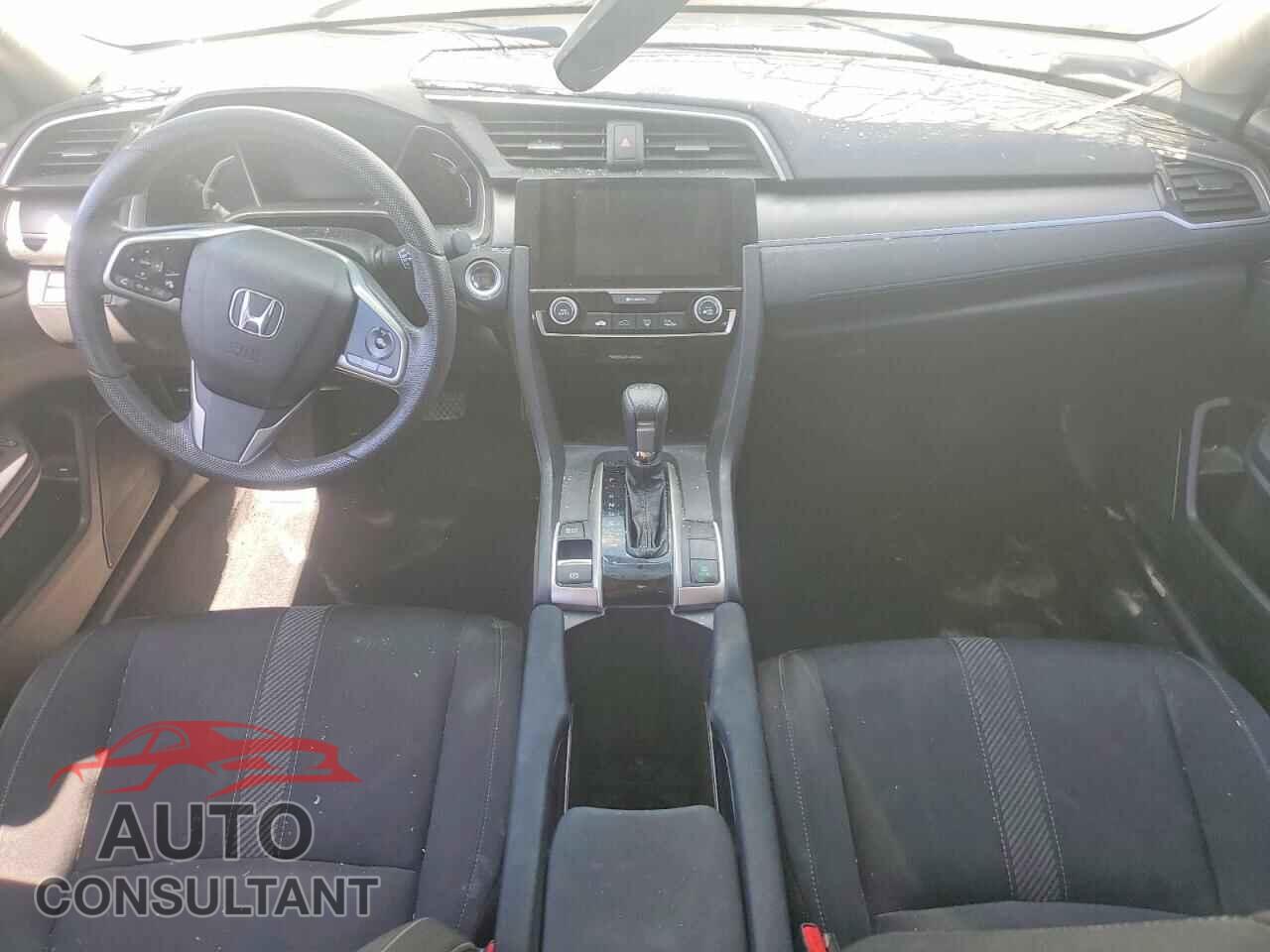 HONDA CIVIC 2018 - 2HGFC2F70JH566160