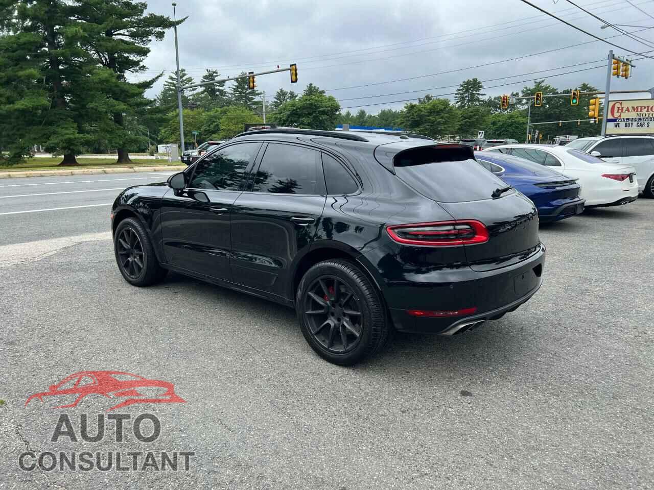 PORSCHE MACAN 2016 - WP1AF2A54GLB91325