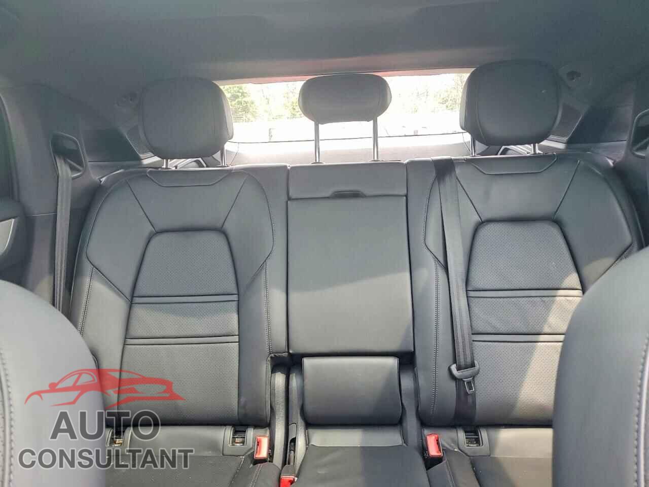 PORSCHE CAYENNE 2024 - WP1BA2AY7RDA54647