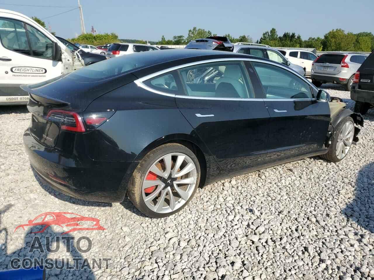 TESLA MODEL 3 2018 - 5YJ3E1EB4JF081859