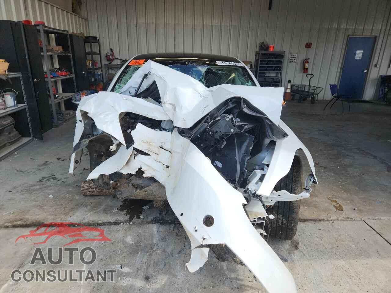 TESLA MODEL 3 2018 - 5YJ3E1EA3JF098787