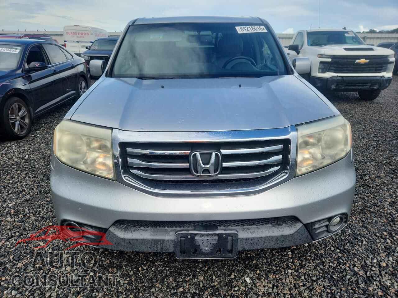 HONDA PILOT 2013 - 5FNYF3H53DB013710