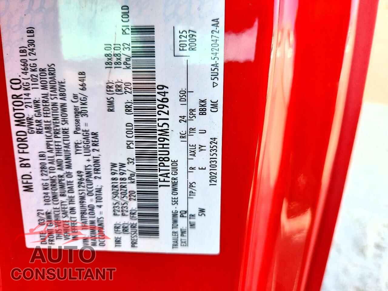 FORD MUSTANG 2021 - 1FATP8UH9M5129649