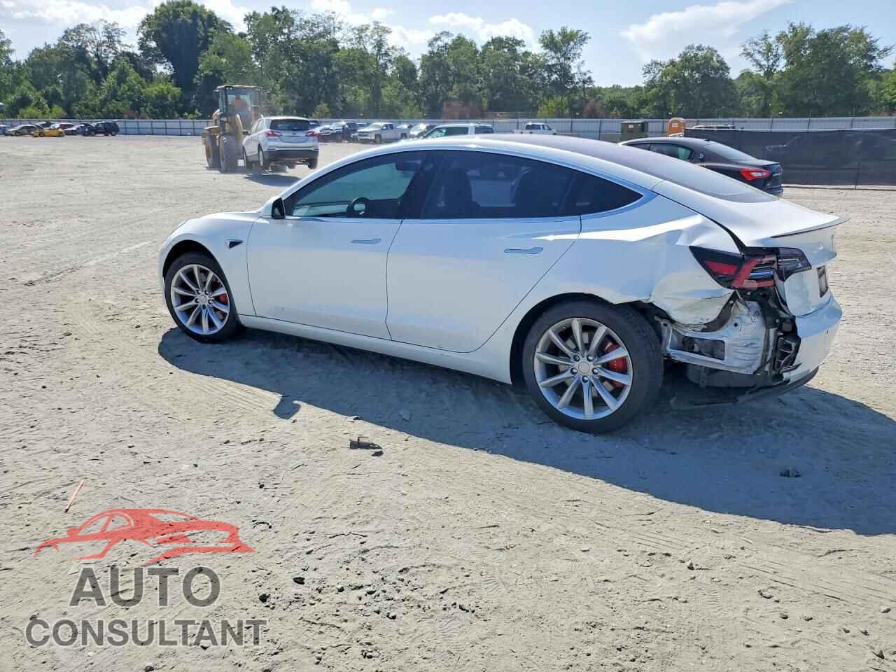 TESLA MODEL 3 2018 - 5YJ3E1EB5JF106591