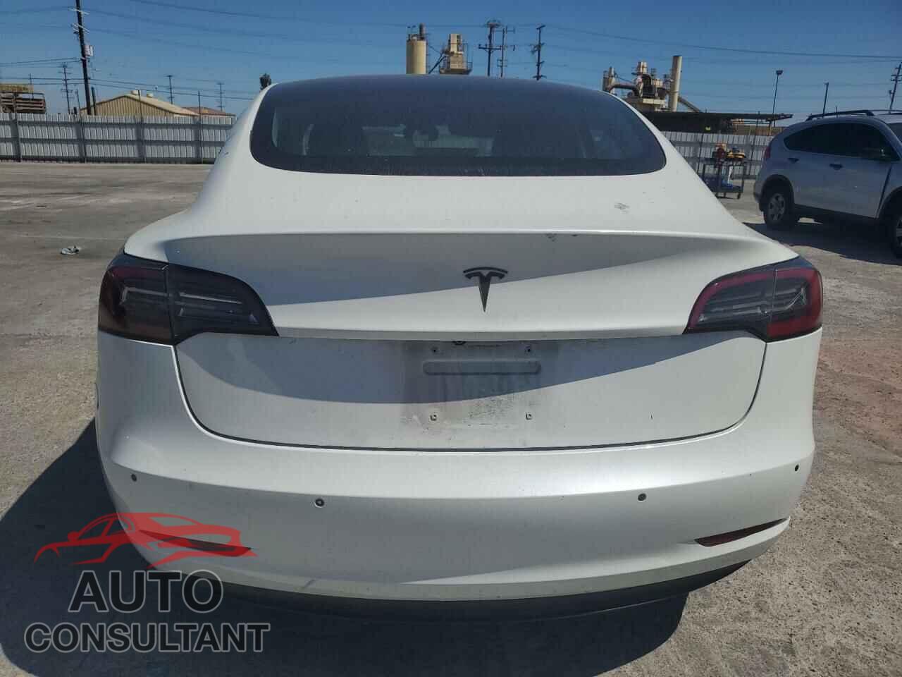 TESLA MODEL 3 2018 - 5YJ3E1EAXJF014917
