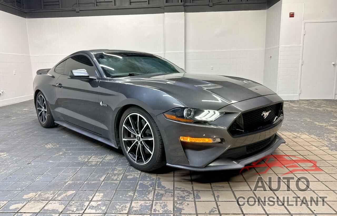 FORD MUSTANG 2018 - 1FA6P8CFXJ5165083