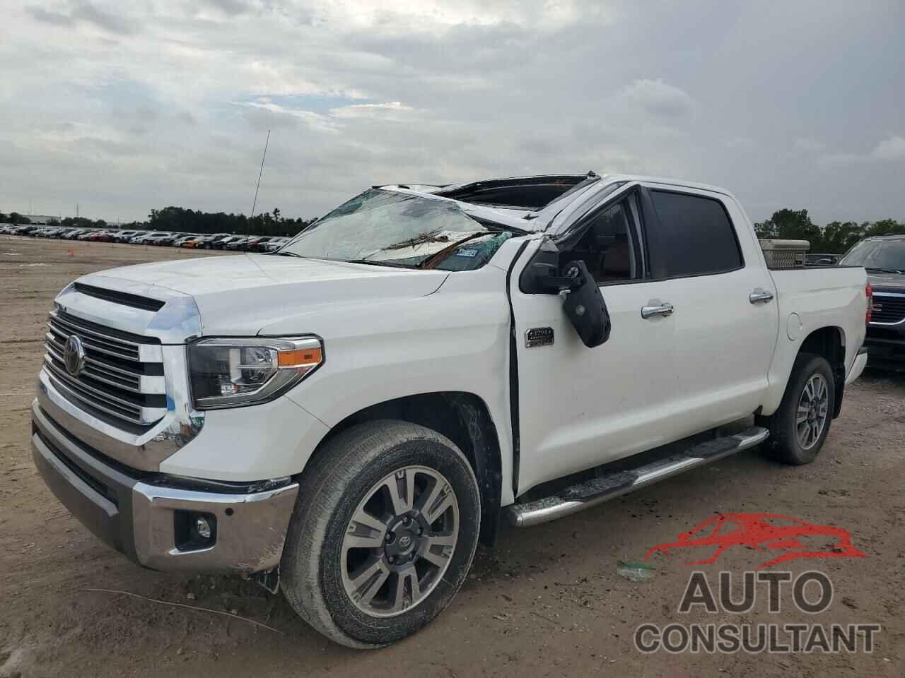 TOYOTA TUNDRA 2018 - 5TFAW5F10JX753844