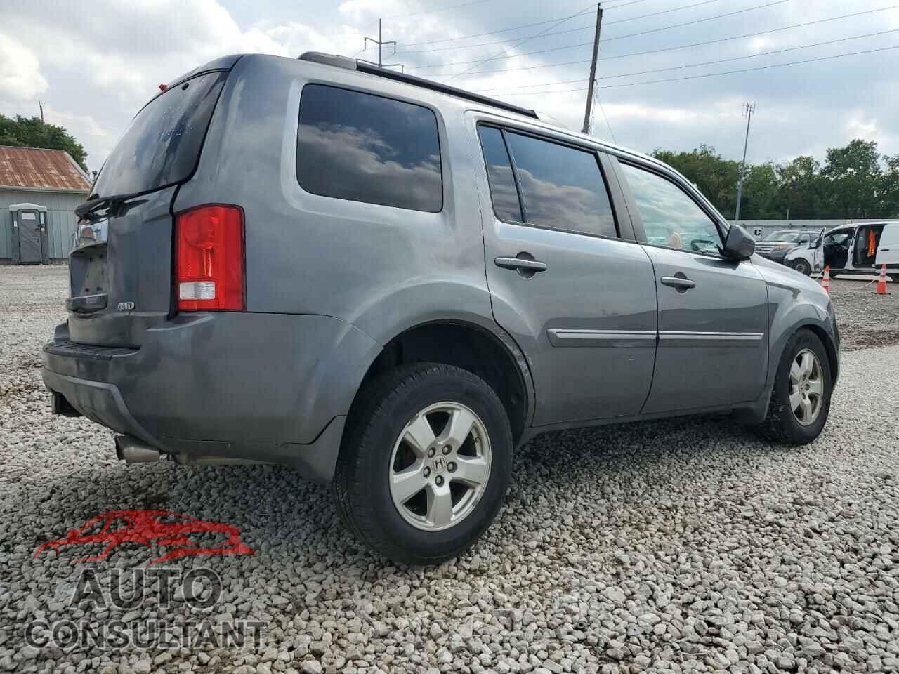 HONDA PILOT 2011 - 5FNYF4H40BB016462