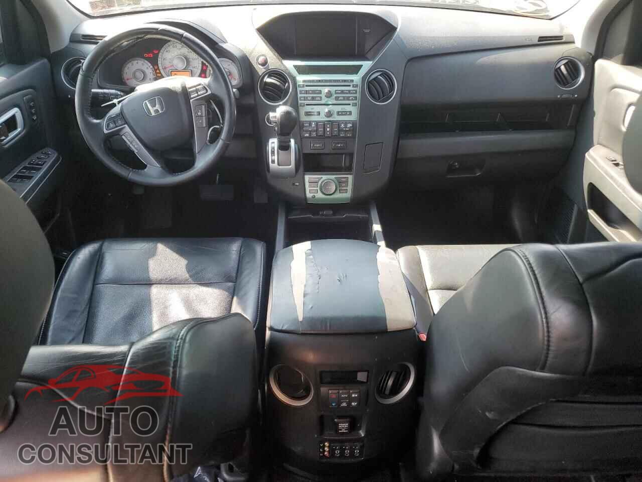 HONDA PILOT 2011 - 5FNYF4H91BB049448