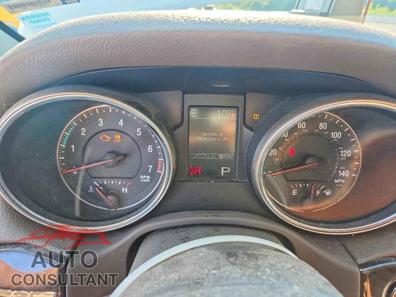 JEEP CHEROKEE 2011 - 1J4RR4GG7BC552548