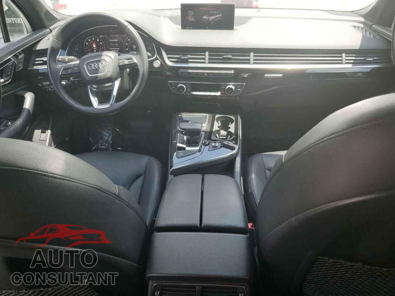 AUDI Q7 2019 - WA1VAAF76KD011751