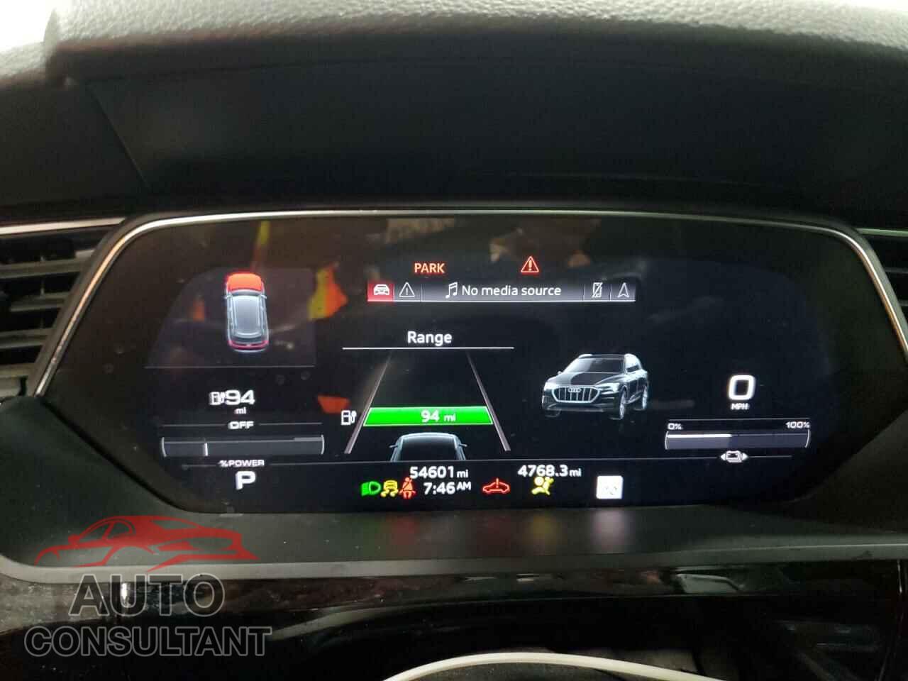 AUDI E-TRON 2022 - WA1LAAGE6NB027257