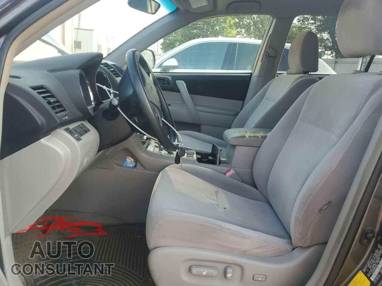 TOYOTA HIGHLANDER 2009 - JTEES41AX92124160