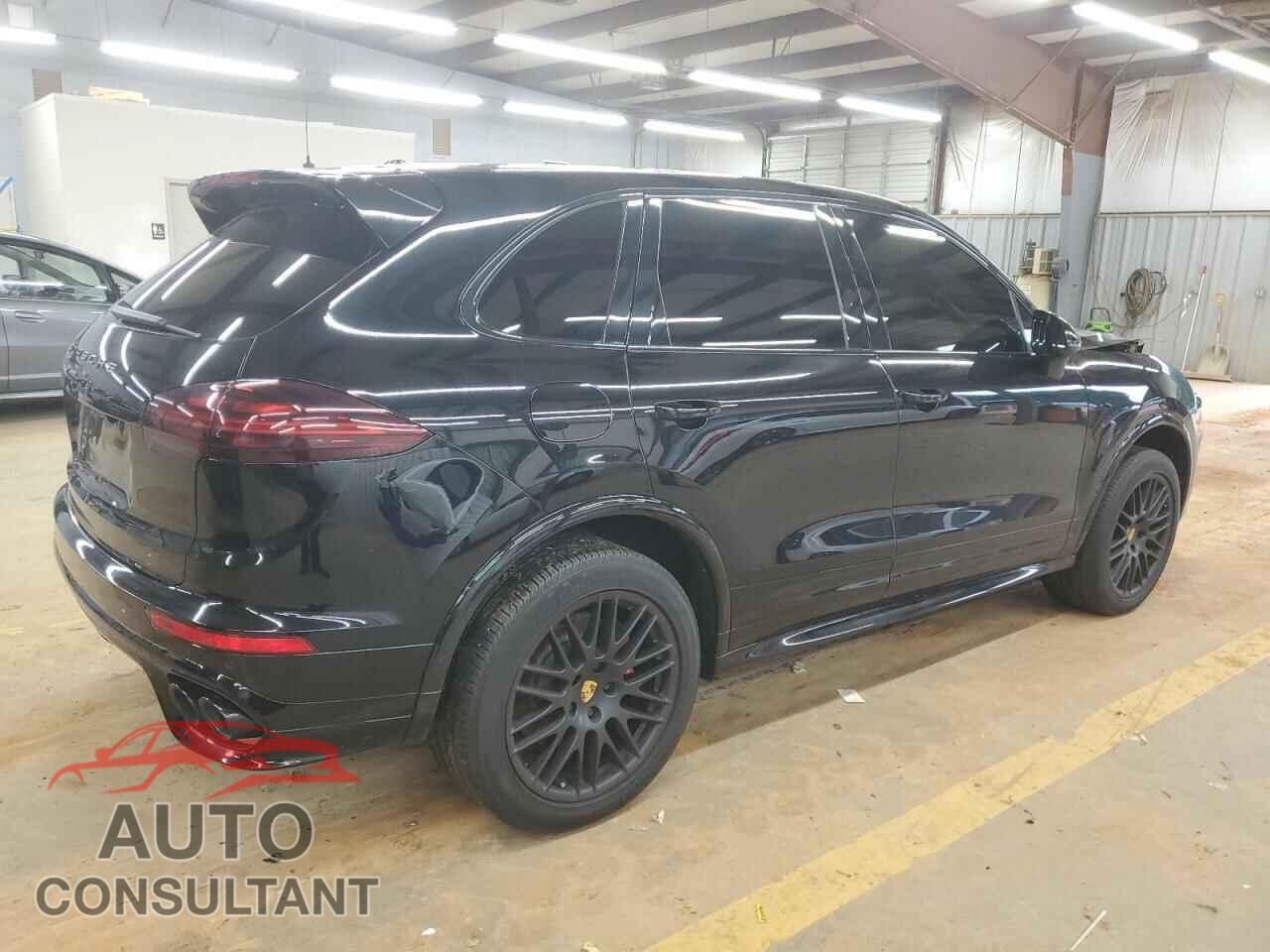 PORSCHE CAYENNE 2017 - WP1AD2A29HLA83358