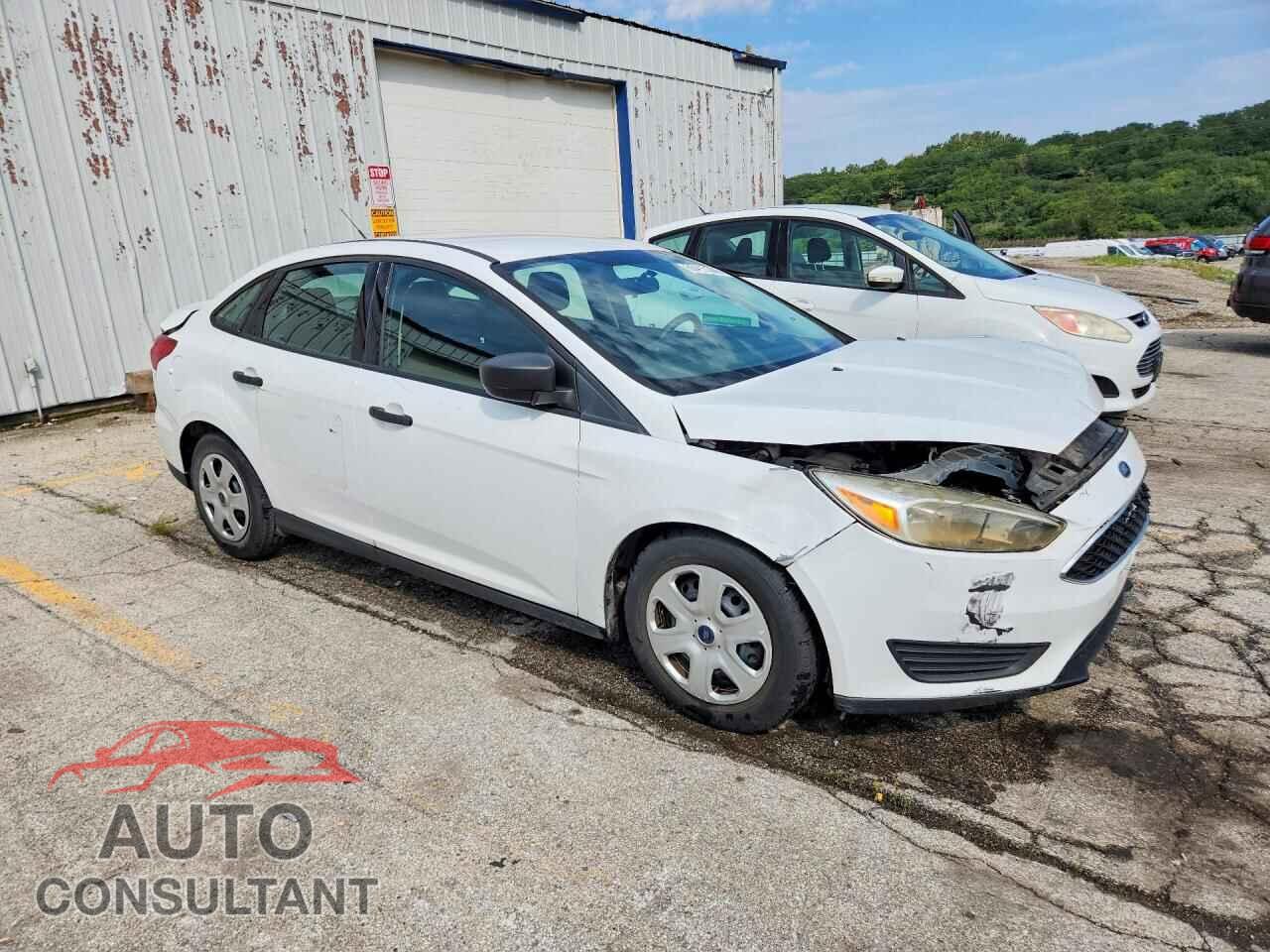 FORD FOCUS 2015 - 1FADP3E27FL342793