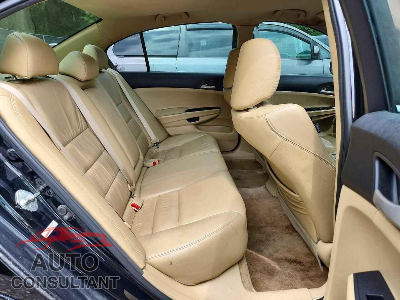 HONDA ACCORD 2011 - 1HGCP2F61BA108545