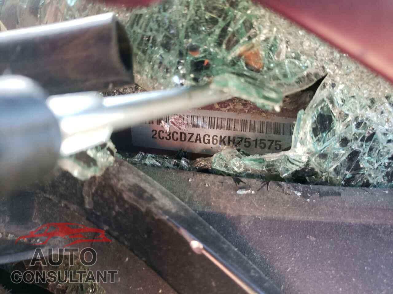 DODGE CHALLENGER 2019 - 2C3CDZAG6KH751575