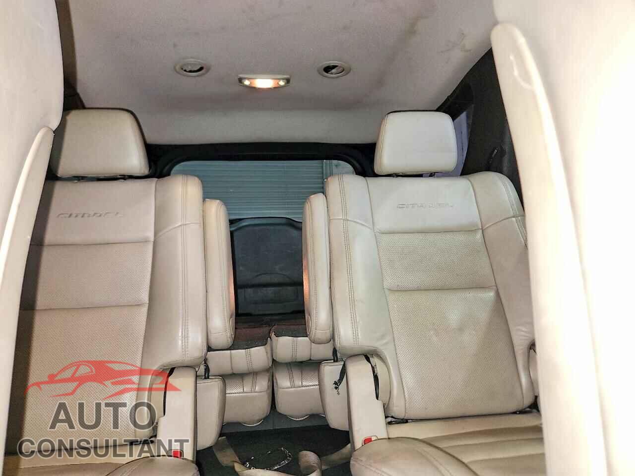 DODGE DURANGO 2012 - 1C4SDJET5CC337871