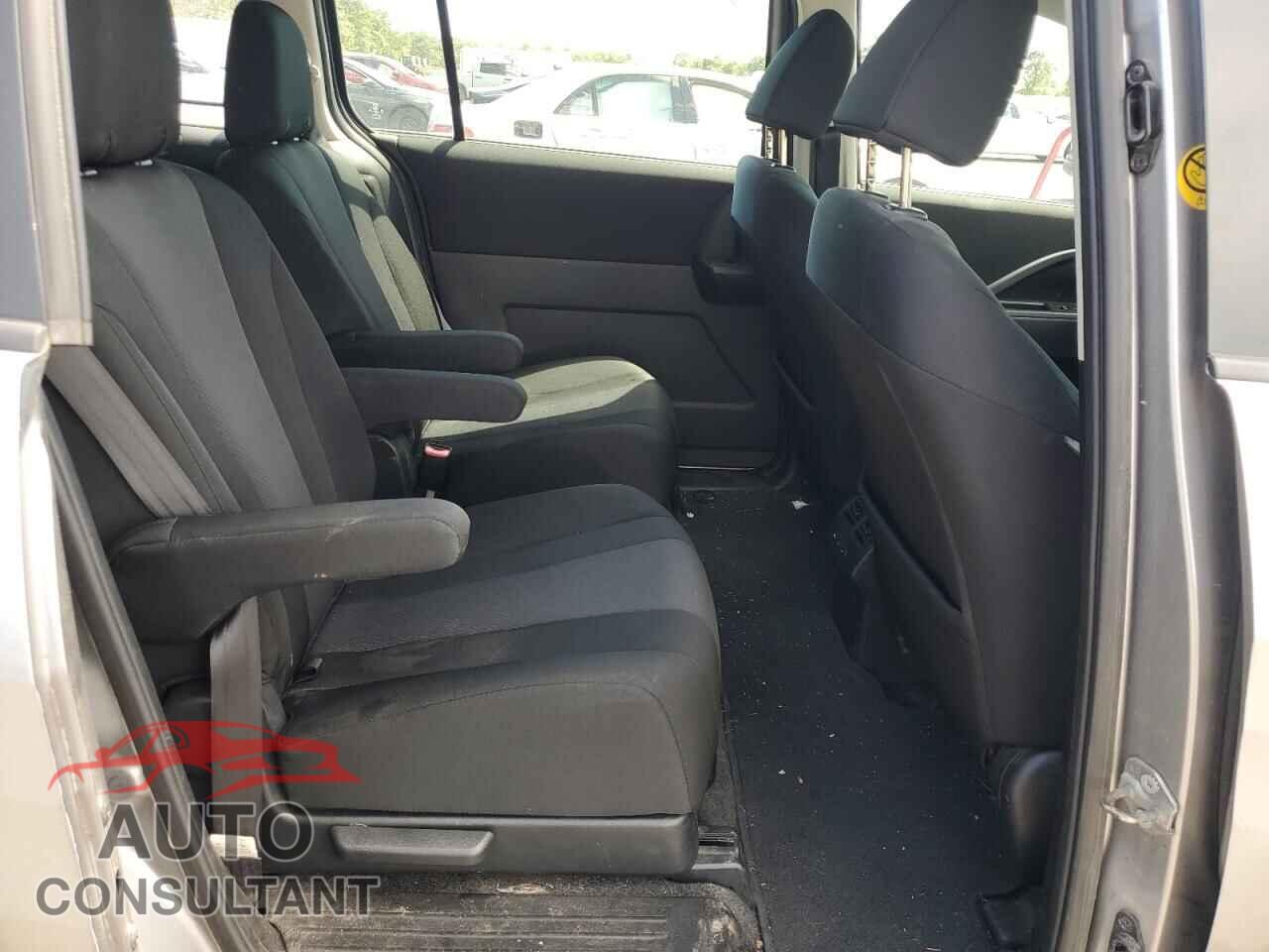 MAZDA 5 2015 - JM1CW2BL4F0179554