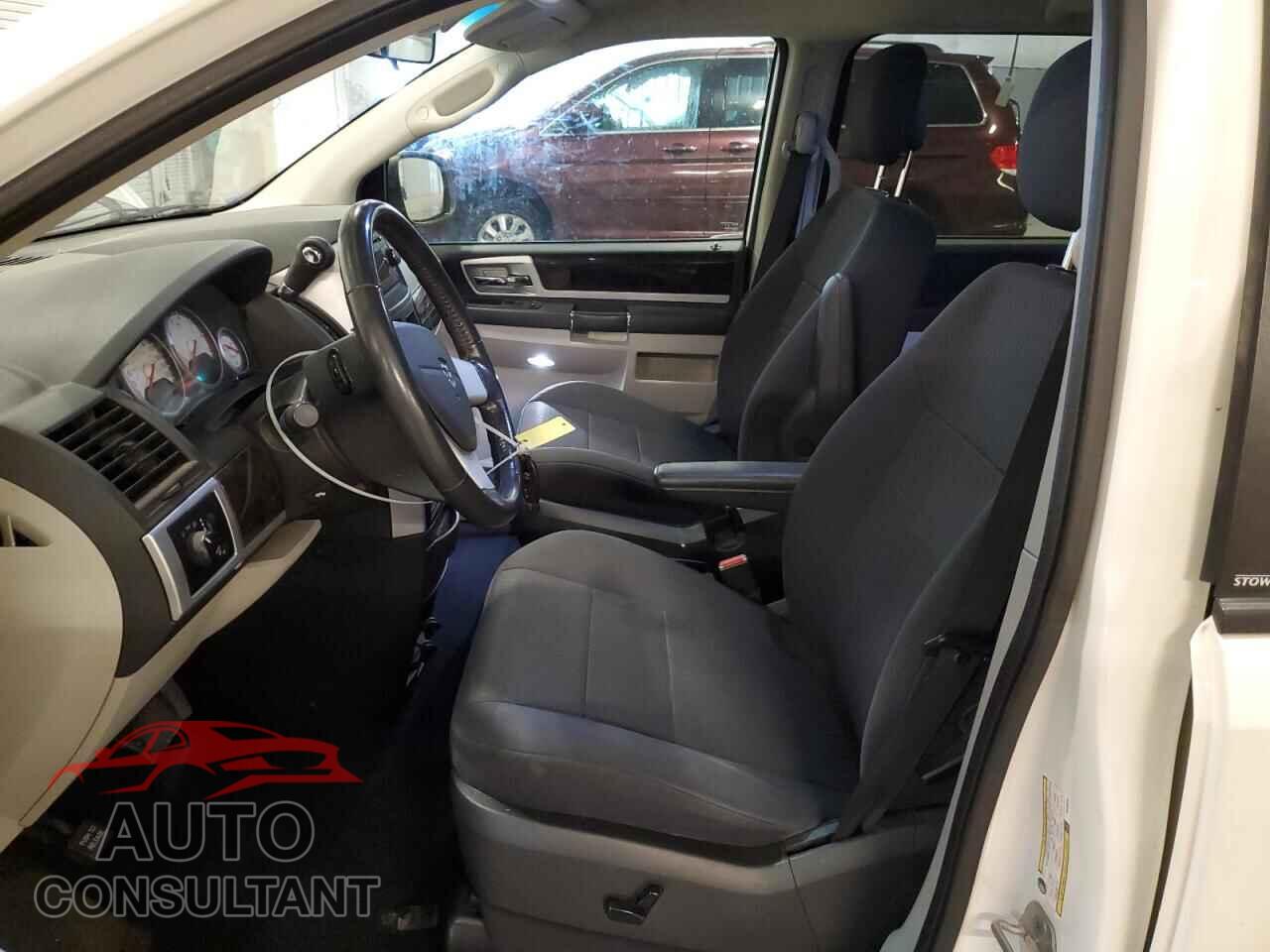 DODGE CARAVAN 2010 - 2D4RN5D17AR460078