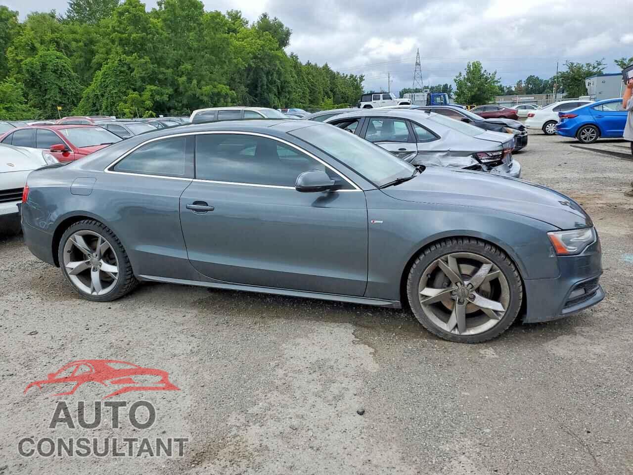 AUDI A5 2013 - WAUDFBFR1DA080665