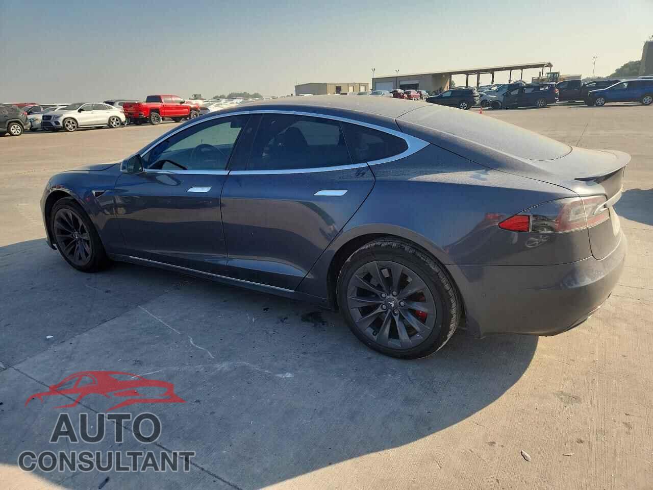 TESLA MODEL S 2020 - 5YJSA1E49LF406727