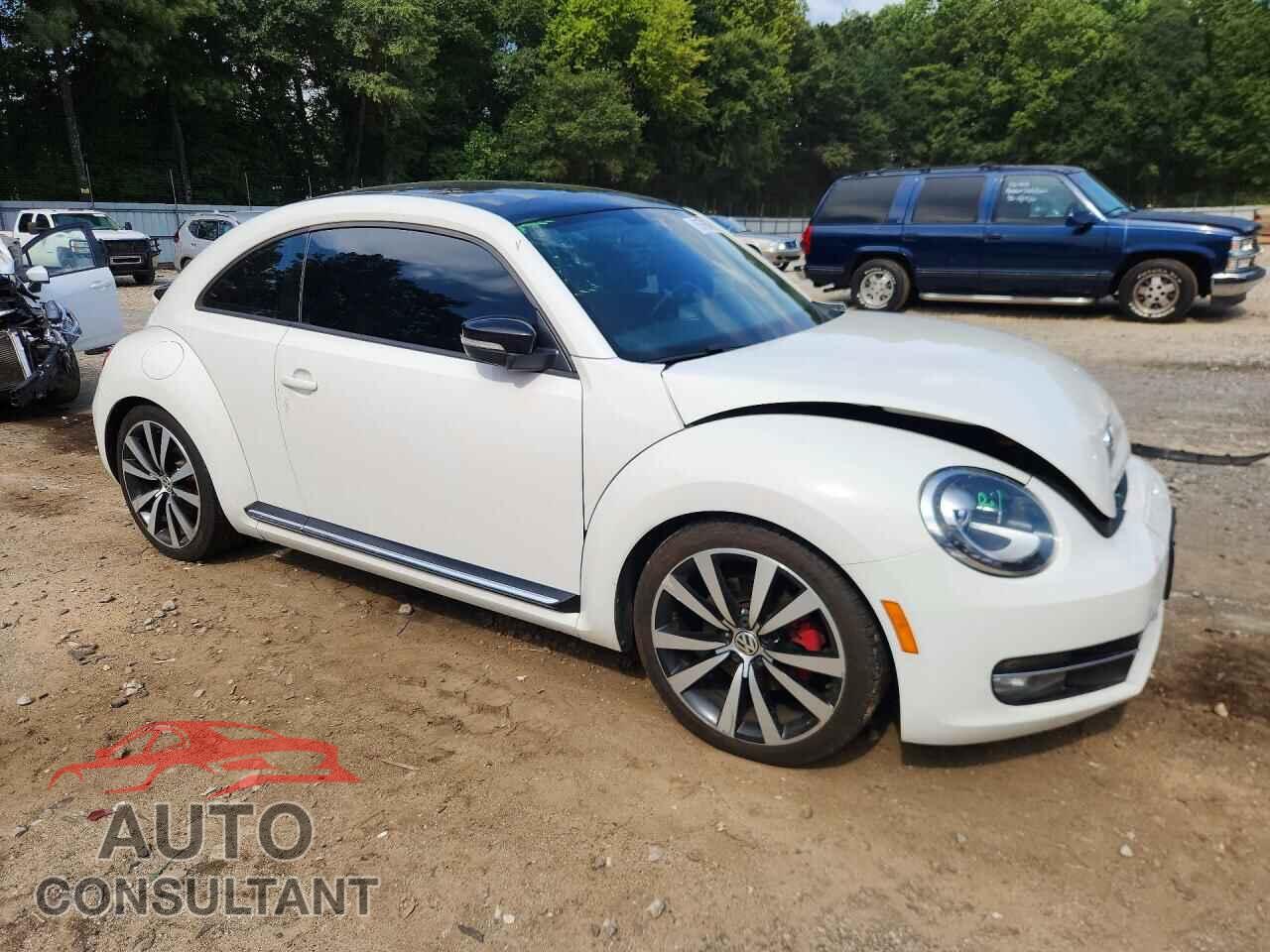 VOLKSWAGEN BEETLE 2012 - 3VW467AT3CM649727