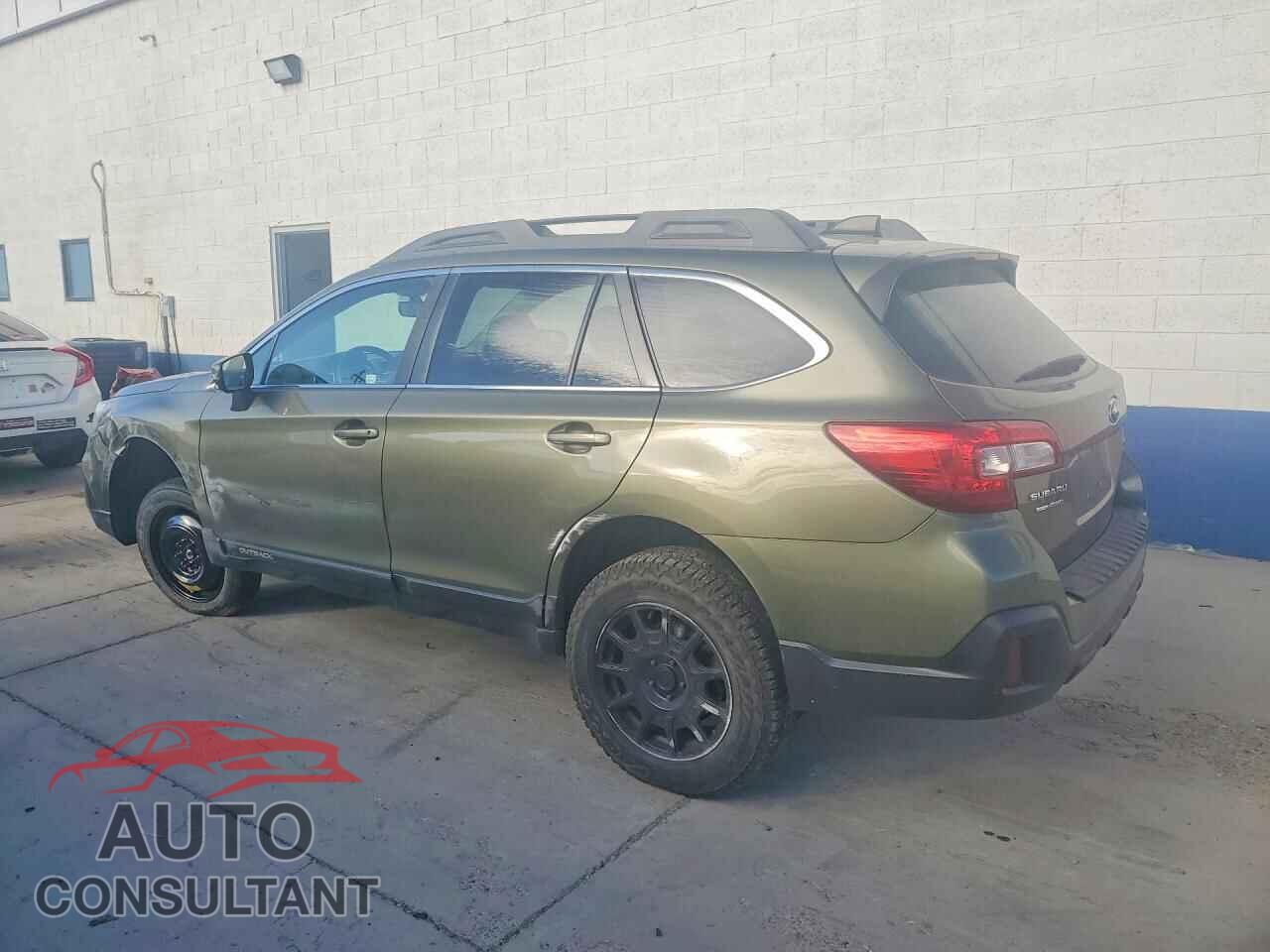 SUBARU OUTBACK 2018 - 4S4BSAFC9J3355352
