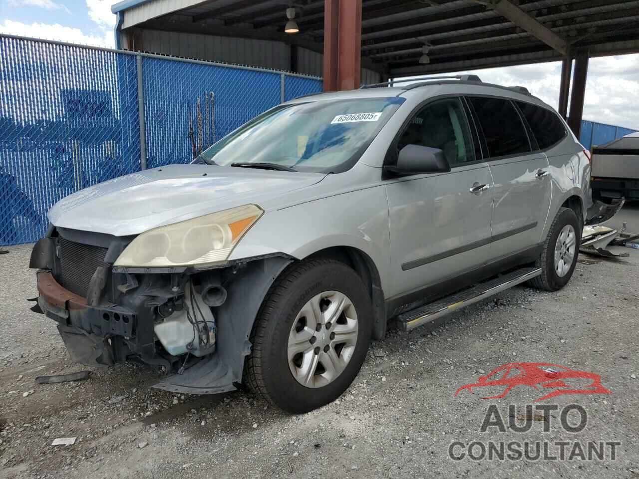 CHEVROLET TRAVERSE 2011 - 1GNKRFEDXBJ405154