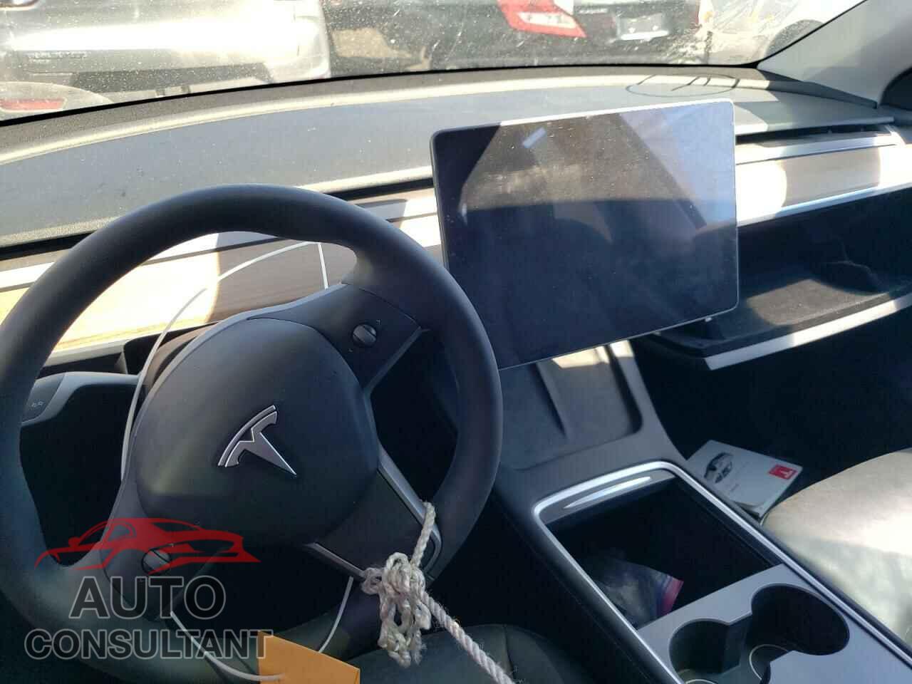 TESLA MODEL Y 2023 - 7SAYGDEE7PF849910