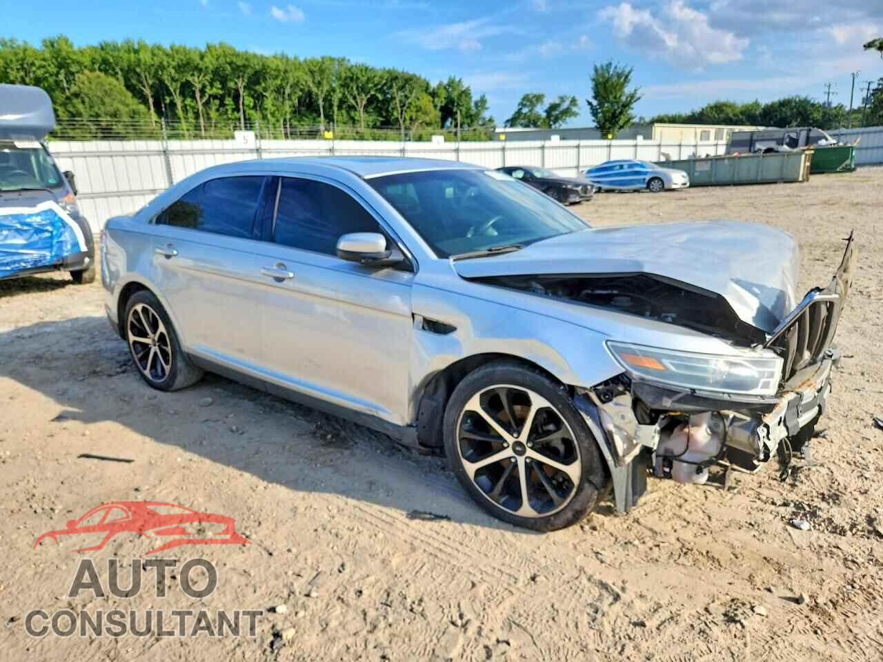 FORD TAURUS 2015 - 1FAHP2E85FG167078