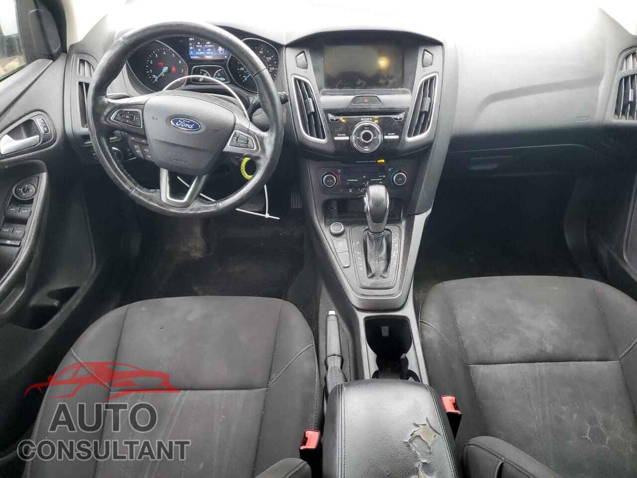 FORD FOCUS 2017 - 1FADP3M28HL340782