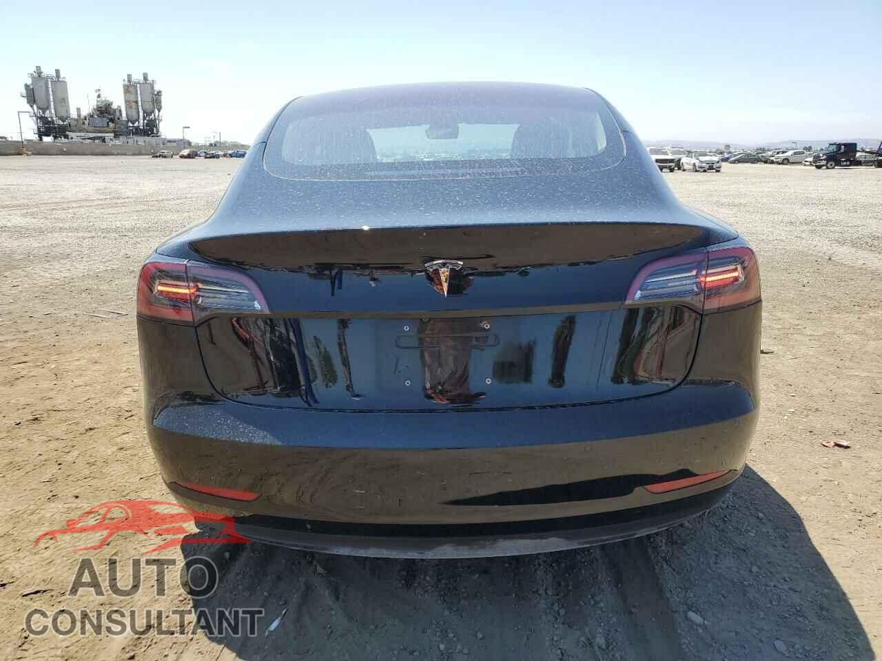 TESLA MODEL 3 2018 - 5YJ3E1EA9JF012561