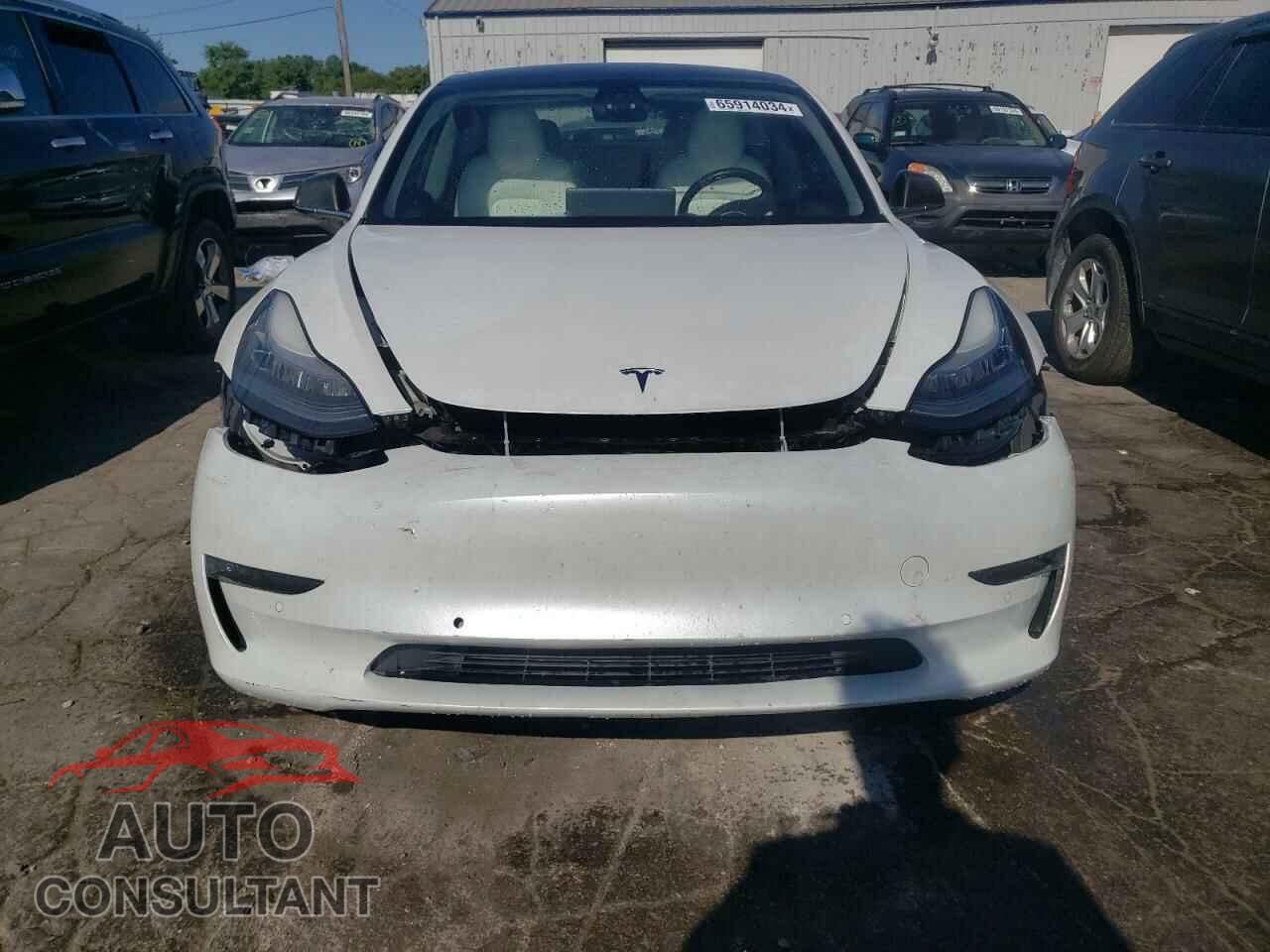 TESLA MODEL 3 2018 - 5YJ3E1EA7JF155511