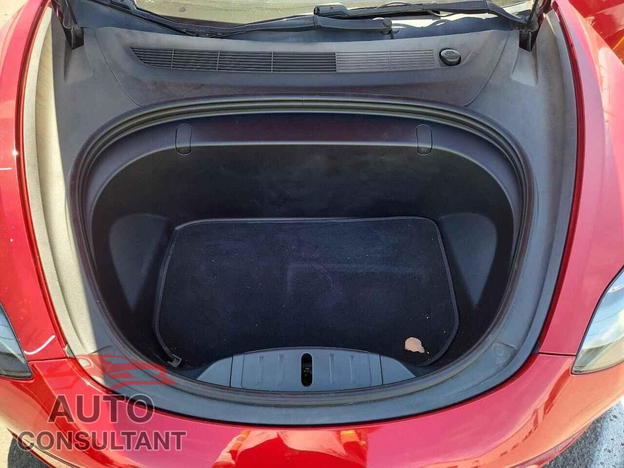 TESLA MODEL 3 2019 - 5YJ3E1EB5KF193863