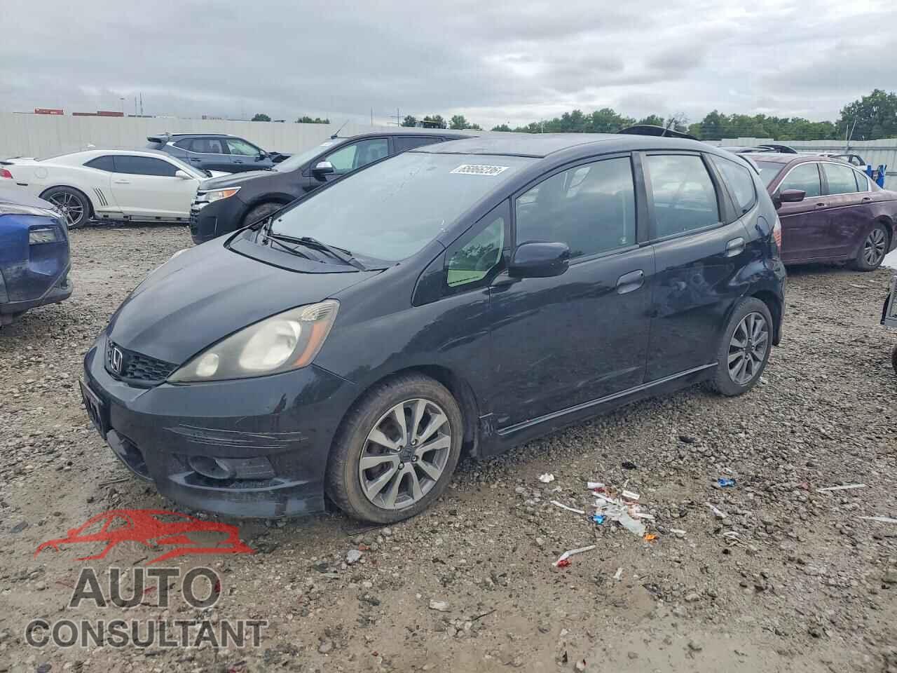 HONDA FIT 2013 - JHMGE8H54DC022357
