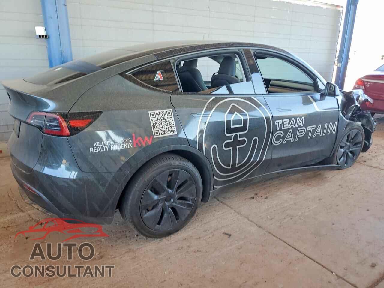 TESLA MODEL Y 2025 - 7SAYGDED1SA372016