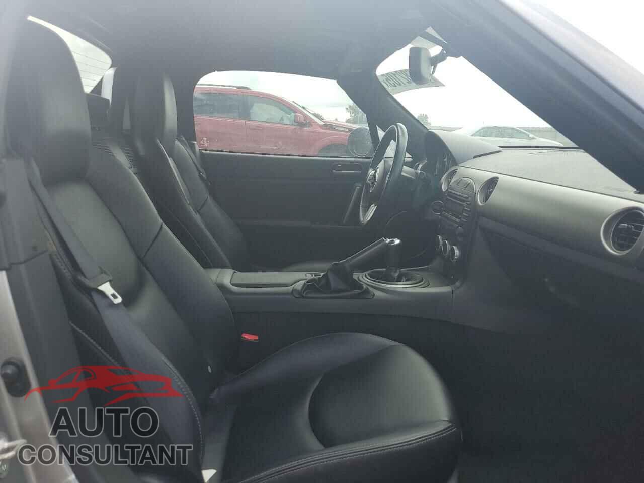 MAZDA MX5 2011 - JM1NC2PFXB0215200