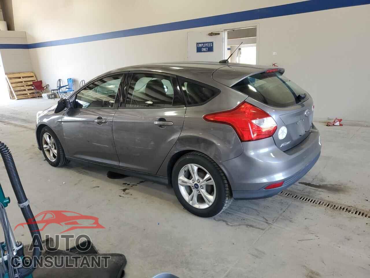 FORD FOCUS 2013 - 1FADP3K22DL303143