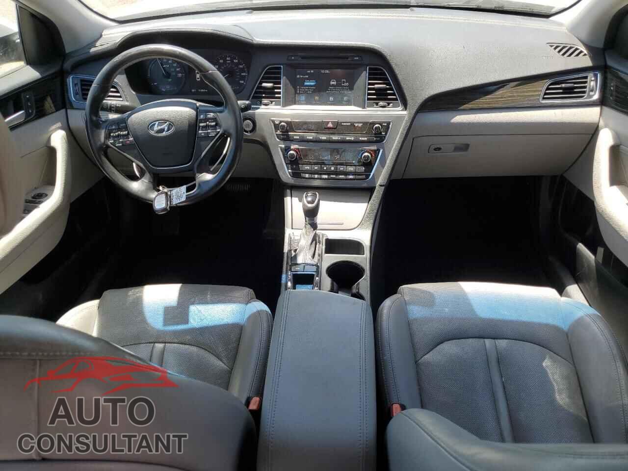 HYUNDAI SONATA 2017 - KMHE34L11HA048021